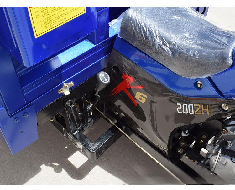 The new three-wheeled motorcycle fuel household agricultural cargo cargo area Shenshuileng export gasoline three-wheeled vehicle