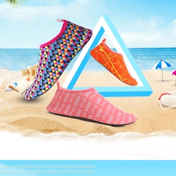 1 Pair Of Quick-Dry Beach Socks With Soft Sole For Snorkeling, Swimming, Boating, Hiking, Surfing - Breathable And Lightweight (Size May Run Small, Mind Order A Size Up)